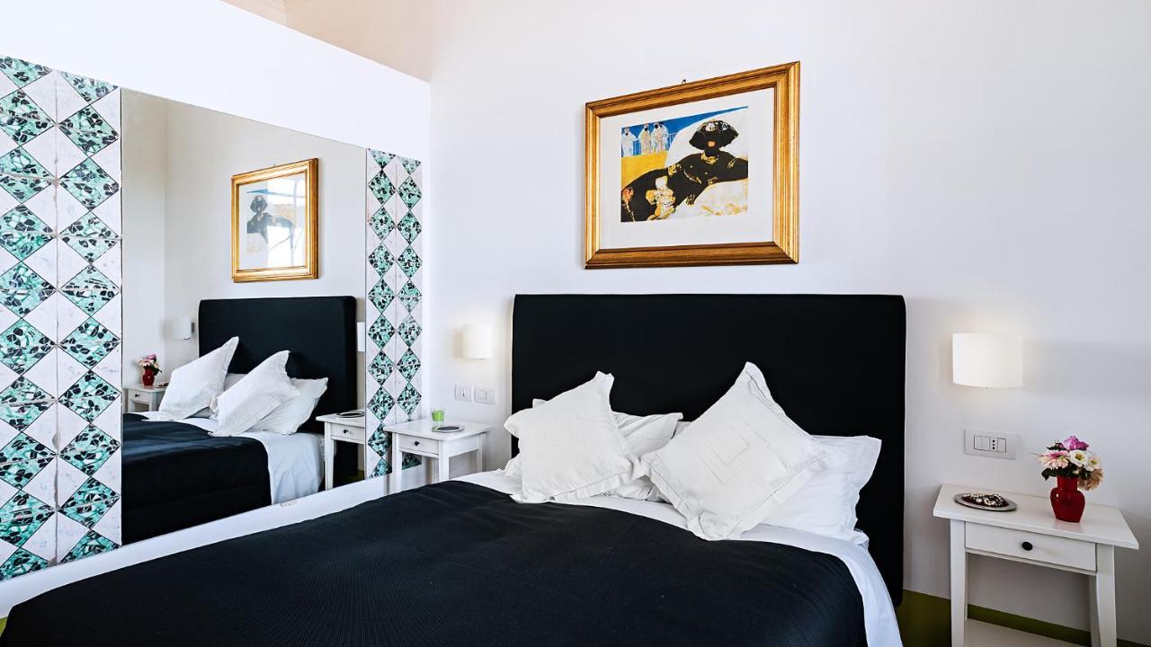 فندق Donna Giulia, Luxury House ساليرنو المظهر الخارجي الصورة