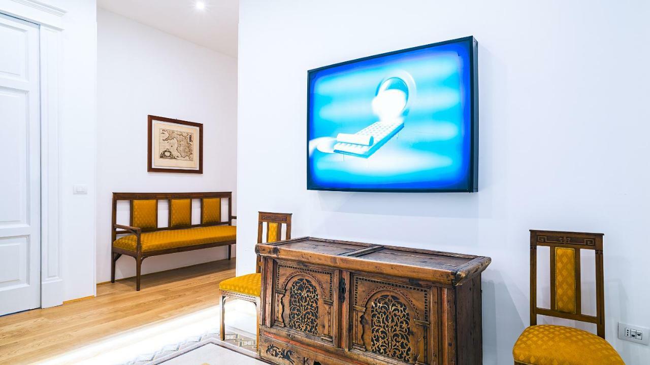 فندق Donna Giulia, Luxury House ساليرنو المظهر الخارجي الصورة